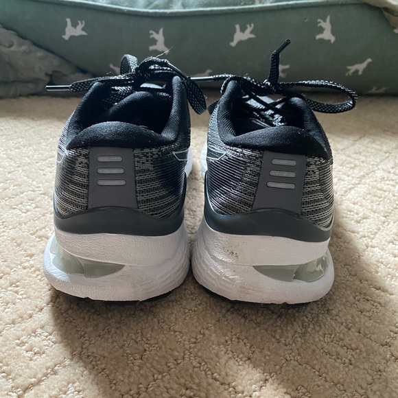 Women's ASICS Running Shoes - Picture 4 of 7